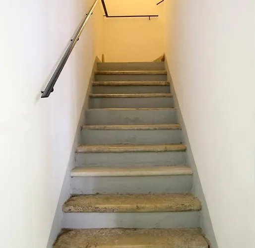Хостел Degli Acrobati